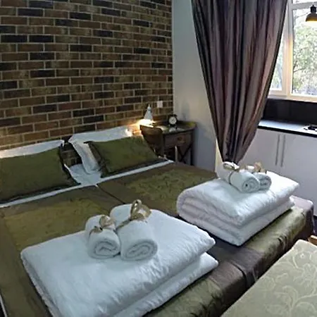 Belle - Square 8 Belgrado