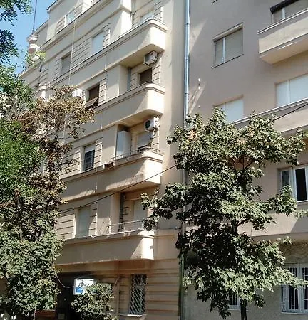 Belle - Square 8 * Belgrad